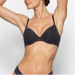 Skims FITS EVERYBODY TSHIRT BRA Onyx Black 40DDD NWT